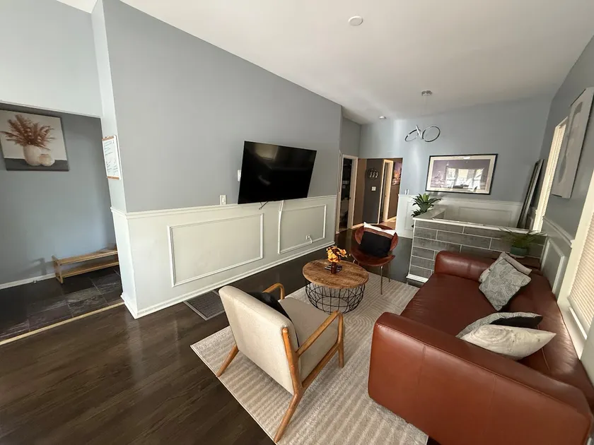 Stylish 2BR near the metro+ Parking - Image 1