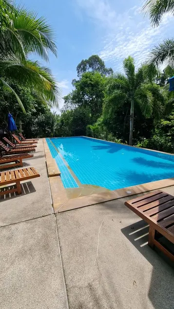 PawPaw Resort - Tropical Garden Bungalow 17 - Image 1
