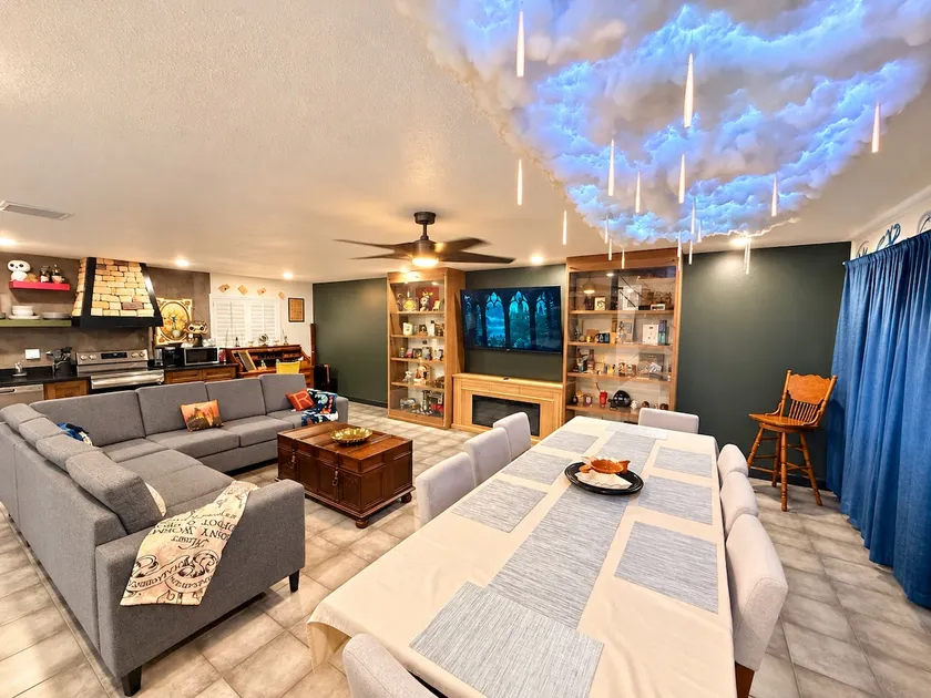 Harry Potter themed: 5 Beds:Salt Pool: (Heat Fee) - Image 1