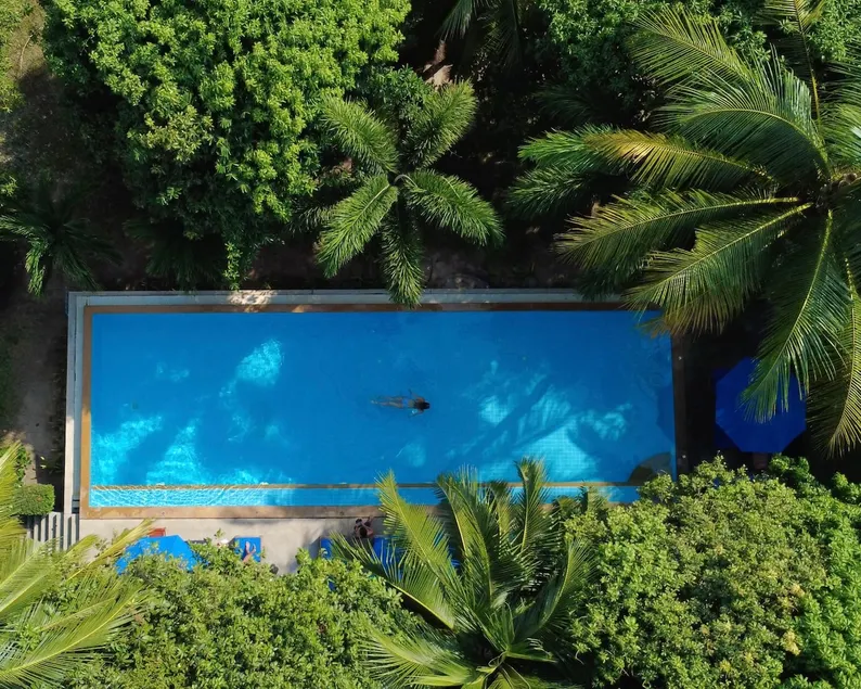 PawPaw Resort - Swimming pool view bungalow 9 - Image 1