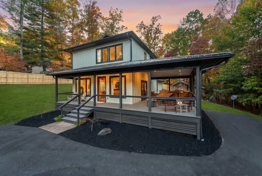 Near Asheville Hot Tub Fire Pit BBQ Sleeps 10 - Image 1
