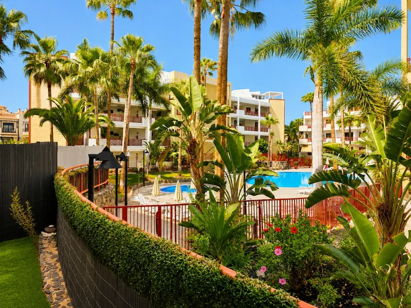 Oasis Palm Mar by HelloApartments - Image 1