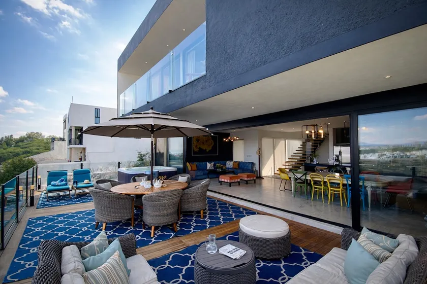 Amazing view + Private Jacuzzi | BBQ | WiFi - Image 1