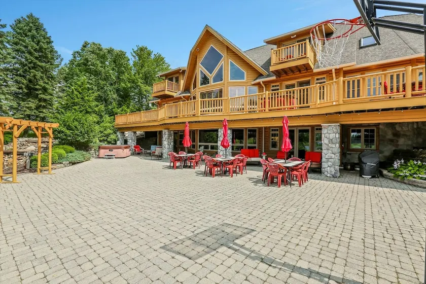Lakefront, golf course - \"The San Angelo Lodge\" - Image 1