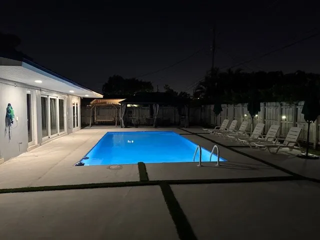 Cheerful, peaceful 3-Bedroom house with pool - Image 1