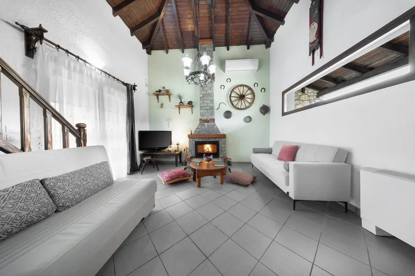 Chalet Renata 1 Livadi Arachovas - Image 1