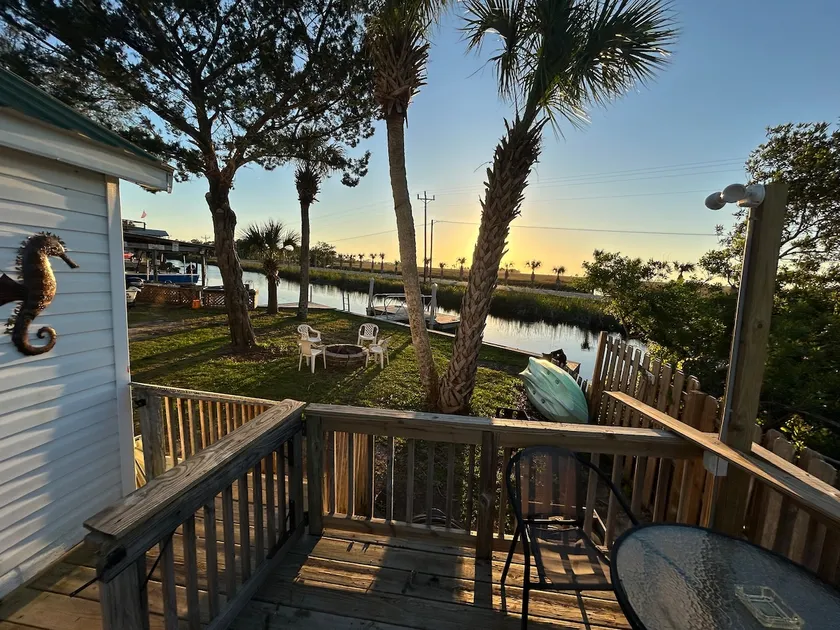Waterfront with Private Boat Dock, Suwannee Town - Image 1