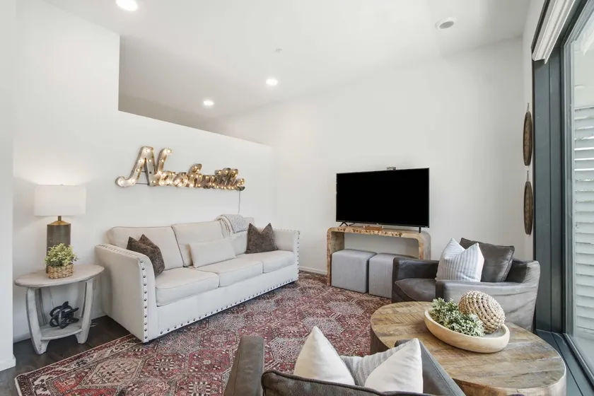 Elevated Green-Build Condo Escape with Pool Access - Image 1
