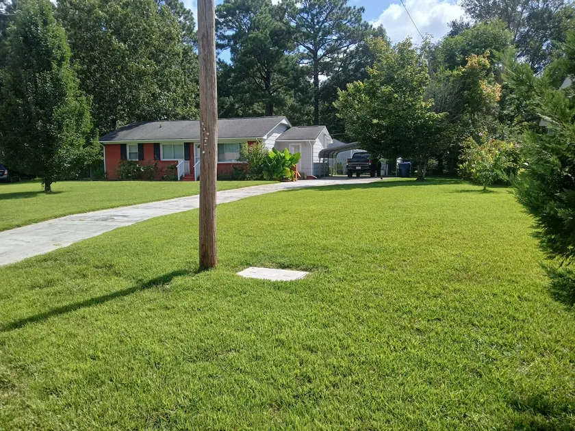 Clean relaxing fully furnished 3 bedrooom Deal - Image 1