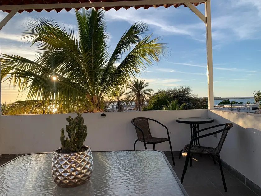 Sea View Roof-Deck Apartment, 1 Block to Malecón - Image 1