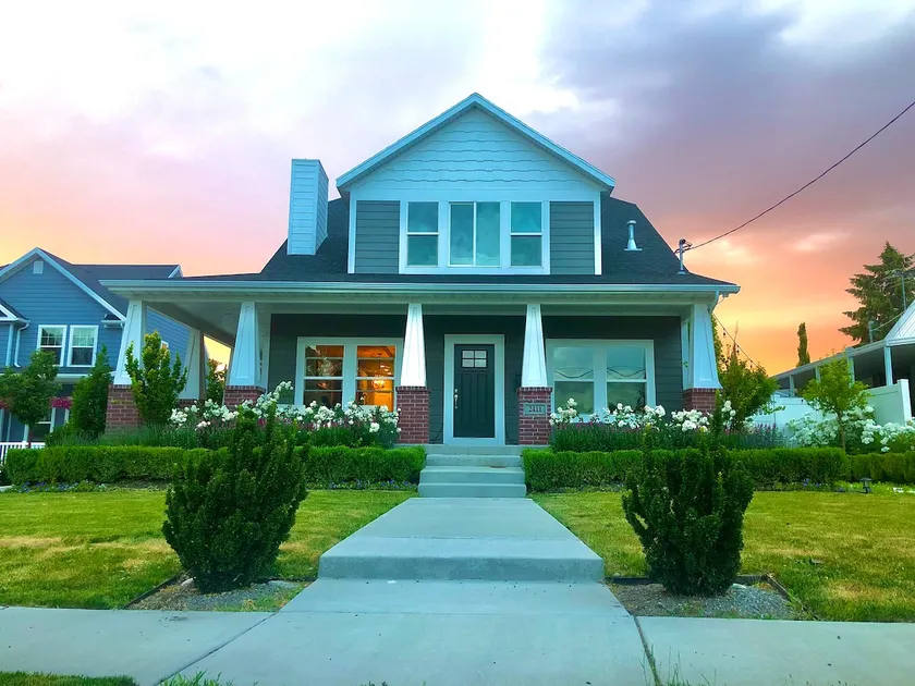 Upscale and Spacious 4 Bed Perfect Location Home! - Image 1