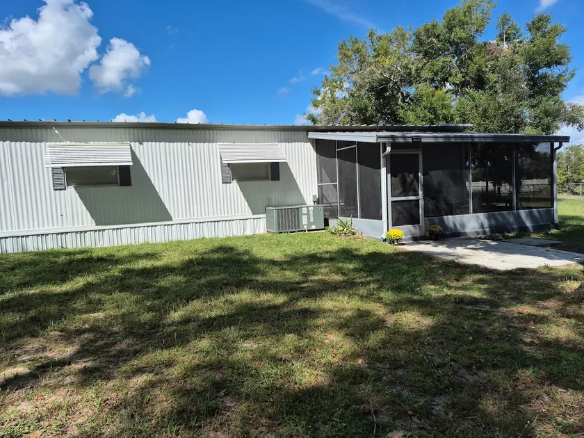 Cozy 2 bedroom home near The Villages - Image 1
