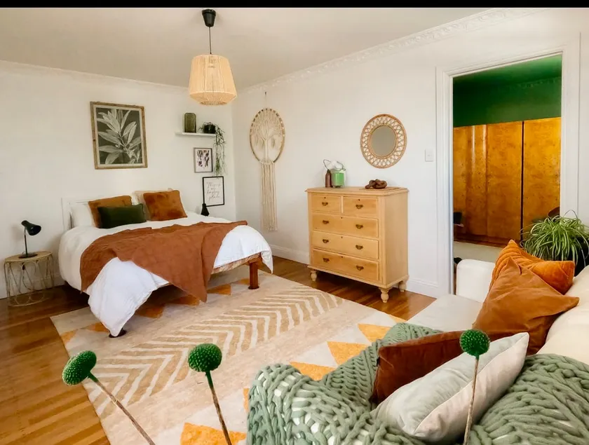 Cosy Haven close to cafes, restaurants & boutiques - Image 1