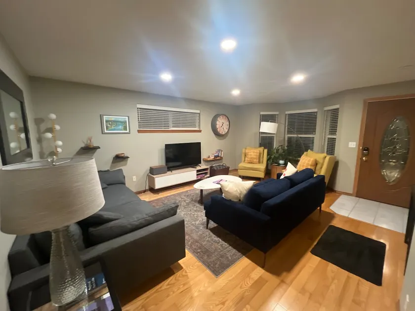 Cozy, walkable family friendly ranch - Image 1