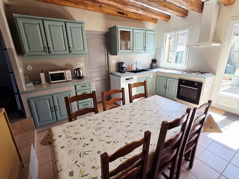 Charming house in a small village - Image 1