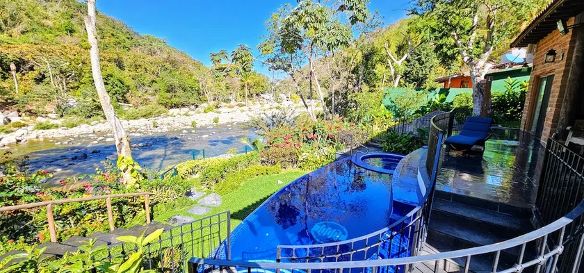 Luxury Villa Casa Brittany @ Boca de Tomatlan - Image 1