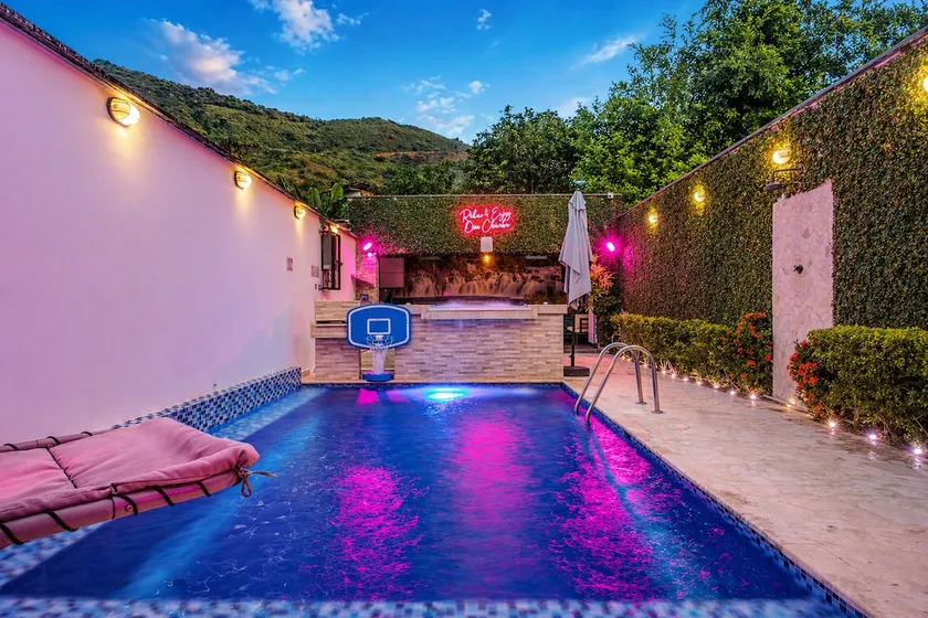 Luxury Home • PVT Pool & Jacuzzi • Near Medellín - Image 1