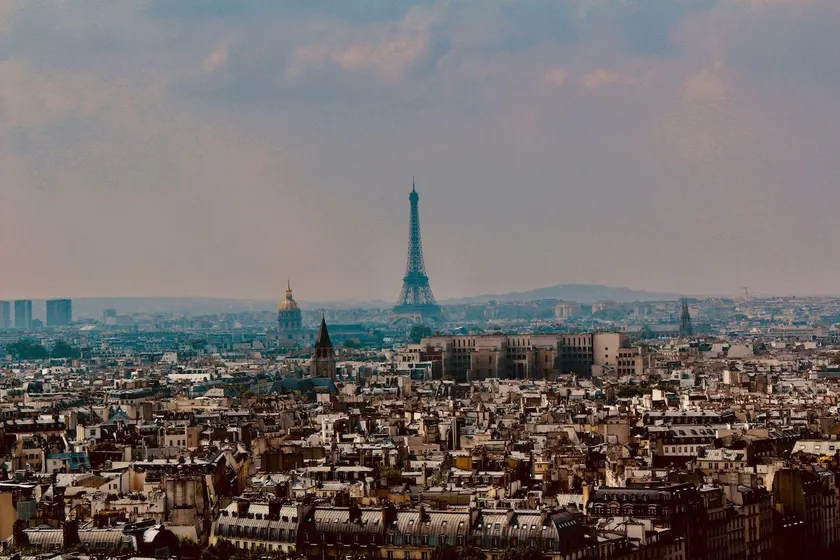 Apartment with Terrace – 1BR/4P – Eiffel Tower - Image 1