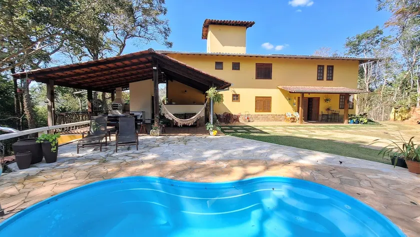 Monkey Retreat-Heated Pool/ 5 Suites/ Stream - Image 1