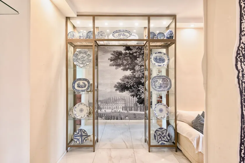 Royal Gardens new central and panoramic apartment - Image 1