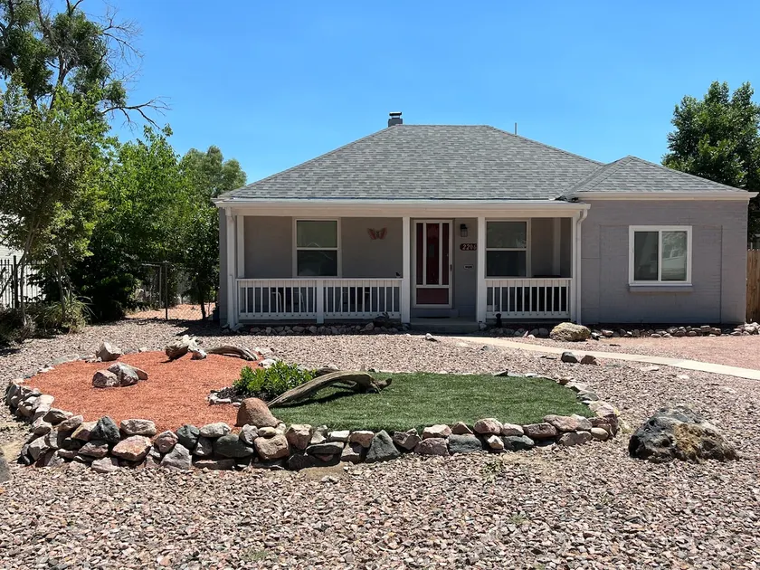 Barfalla & Rock Villa in Colorado - Image 1