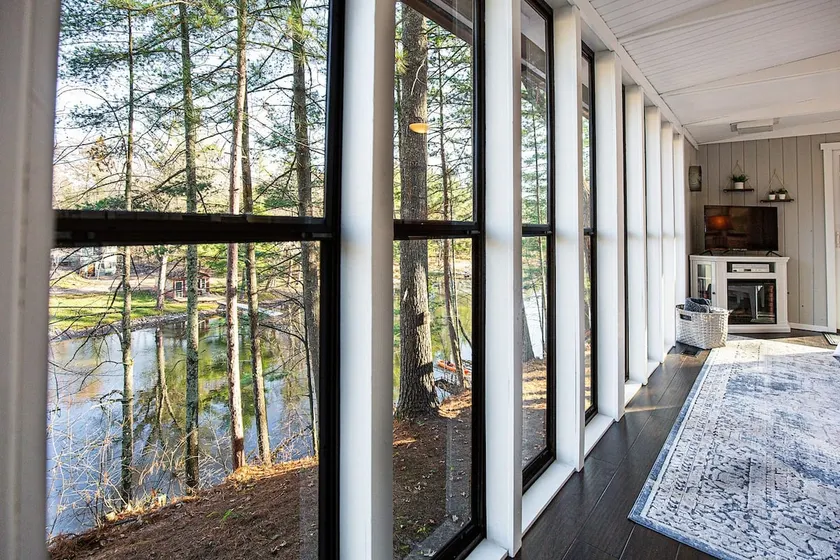 Riverside Retreat- A small cabin for big memories! - Image 1