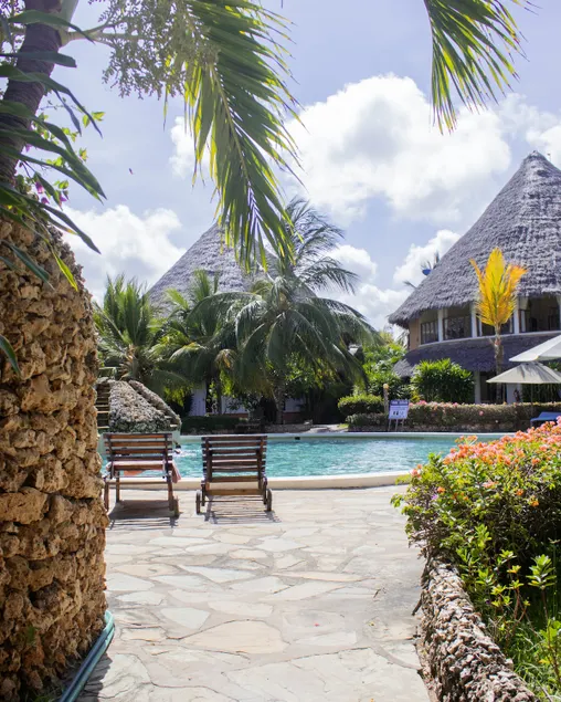 1 BR Premium villa; Pool,Garden View,Beach & WIFI - Image 1