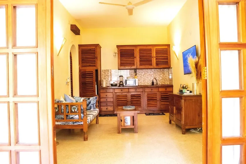 Azuri Beach front villa One BDRM - Image 1