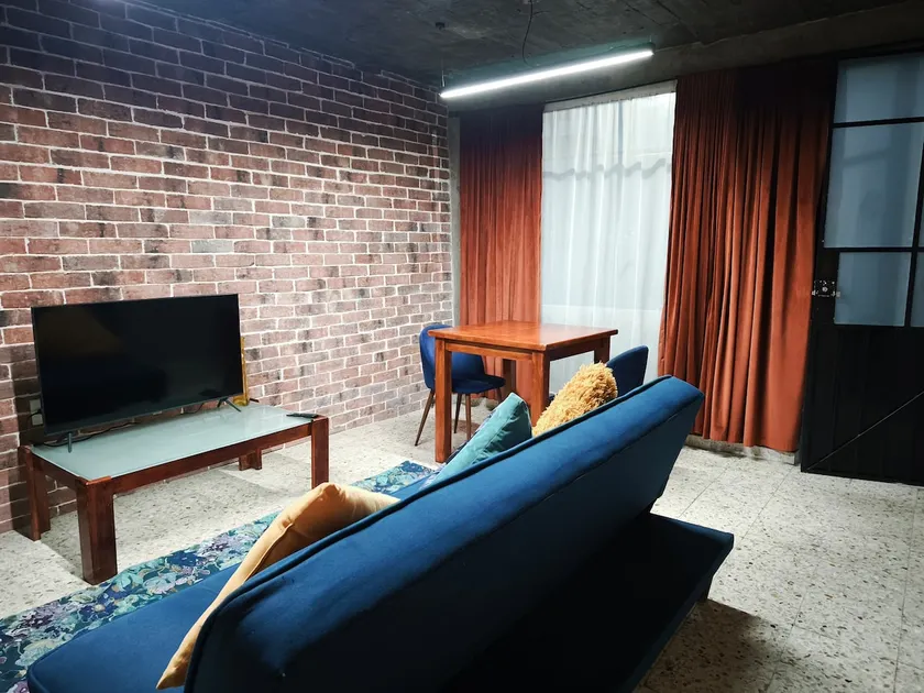 Loft Industrial Charm @TLC/Wi-Fi/ kitchen/ desk /TV - Image 1