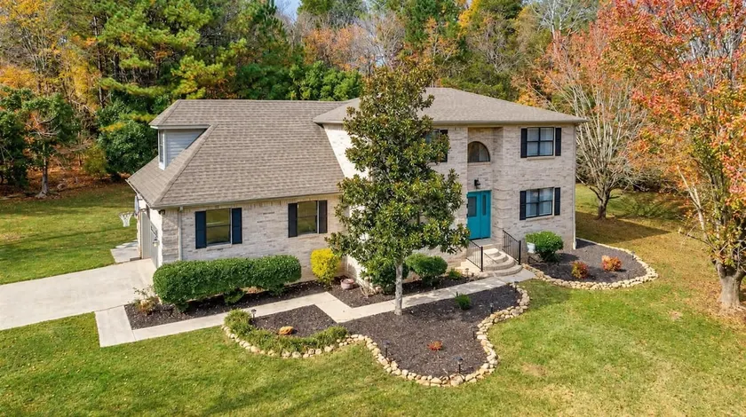 Lake Hills Landing | Family Friendly+Hot Tub+EV - Image 1