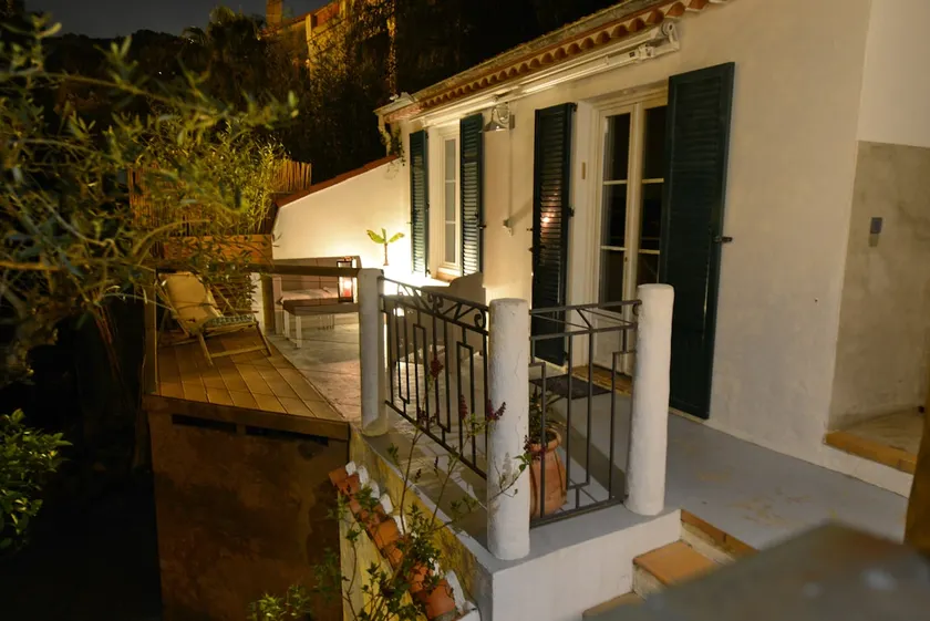 Pavillon - Image 1