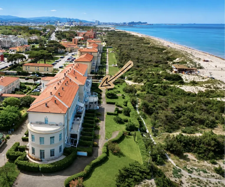 Beachfront | Historic Building | Parking | LODGE4 - Image 1