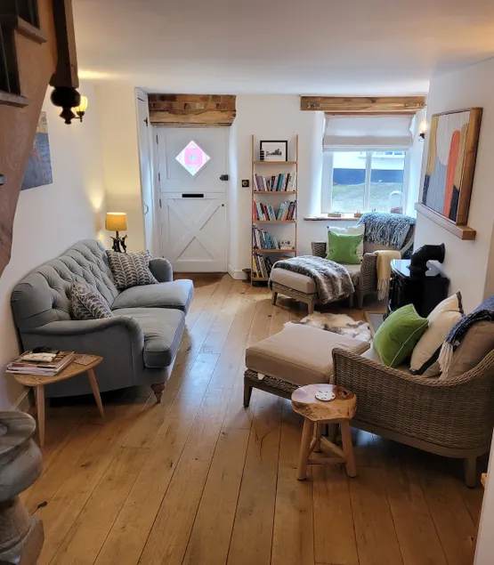 Character filled Somerset Cottage in AONB - Image 1