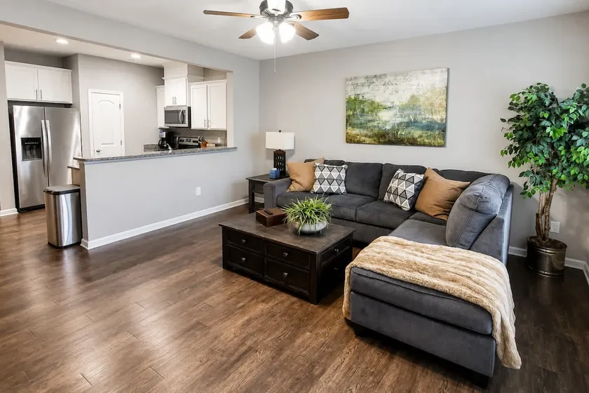 Mackintosh Townhome Retreat - 4BD/3BA - Image 1