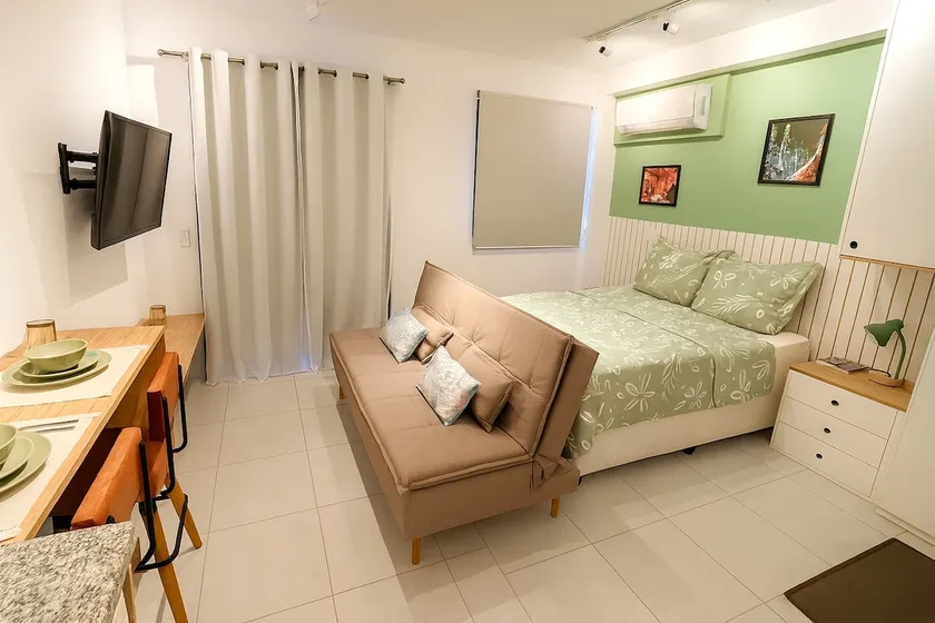 Liberdade Neighborhood - Beautiful Studio 200m from the subway - Image 1