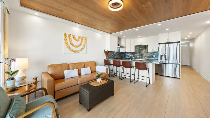 TA-061740441601 Kuau Plaza North Shore Maui Paia - Image 1