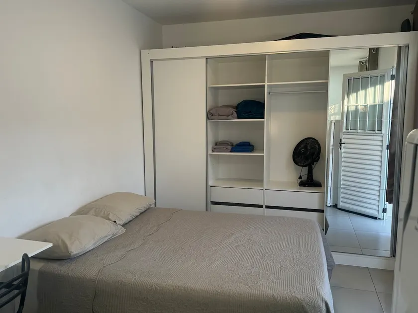 Studio with fast Wi-Fi, kitchen and laundry - Image 1