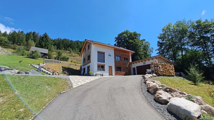 ”At home in the Geis Valley” Gutmann - Image 1
