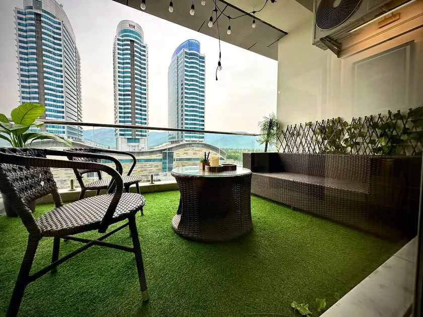 The SunSet Presidential suite/Centauraus View - Image 1