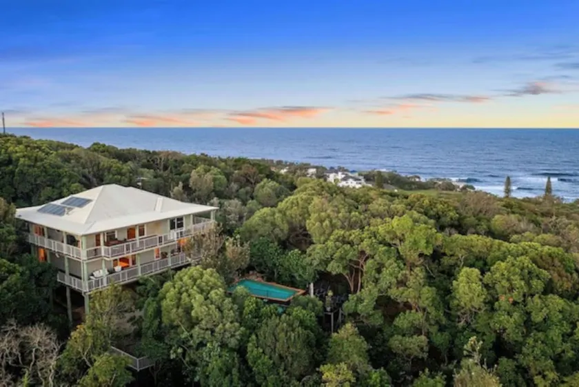 Breathtaking Panoramic Ocean Views - Image 1