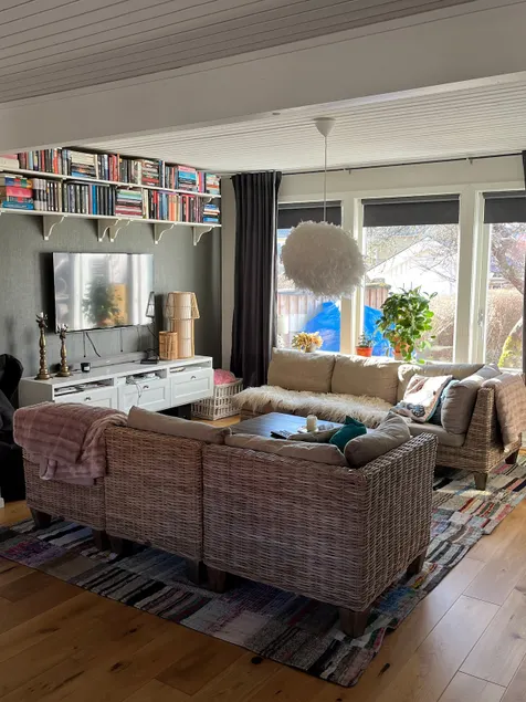 8 beds, 4 bedrooms including sheets/towels - Image 1