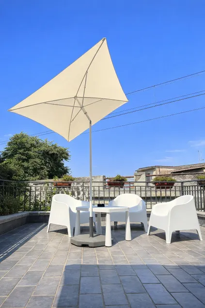 Modern two-room apartment near Naples and Mount Vesuvius - Image 1
