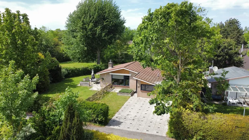 Achthoek 67, quiet location near sea and lake - Image 1