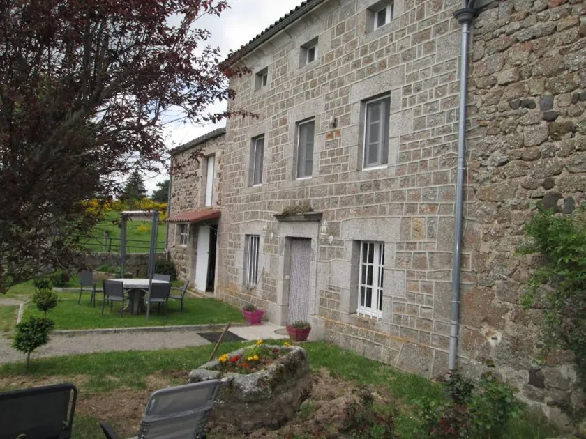 House in Cubelles - Image 1