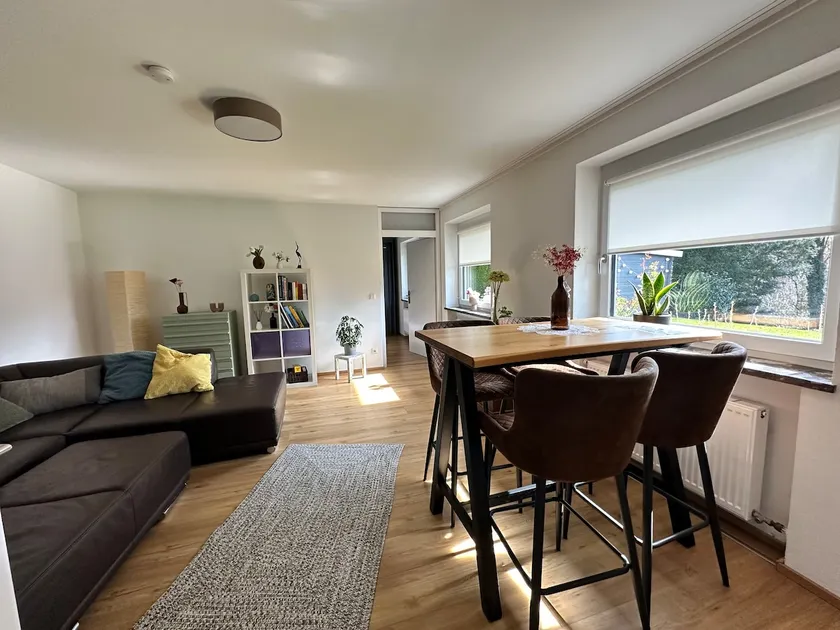 Fully equipped 2-room apartment - Image 1