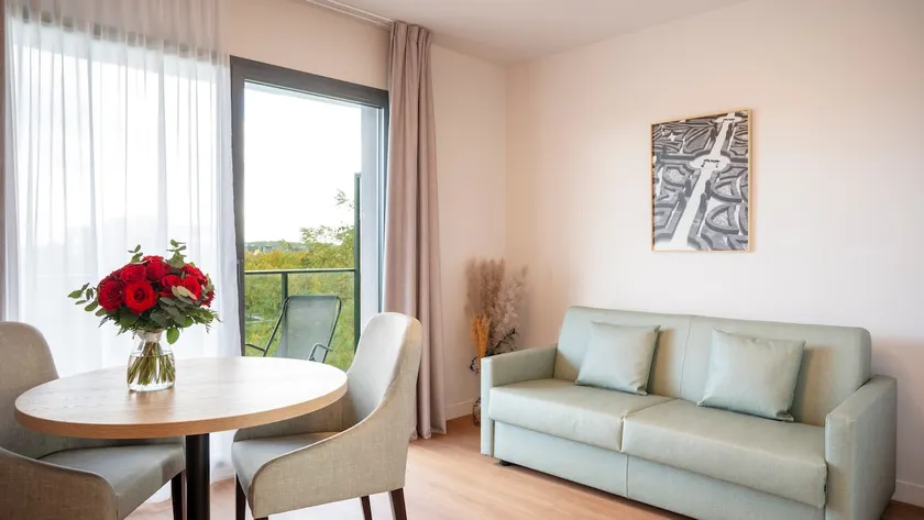 4-person apartment - Image 1