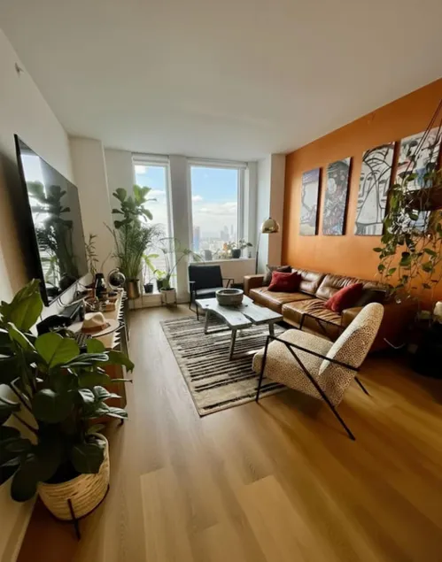 LES is MORE | Your Lower East Side Escape - Image 1
