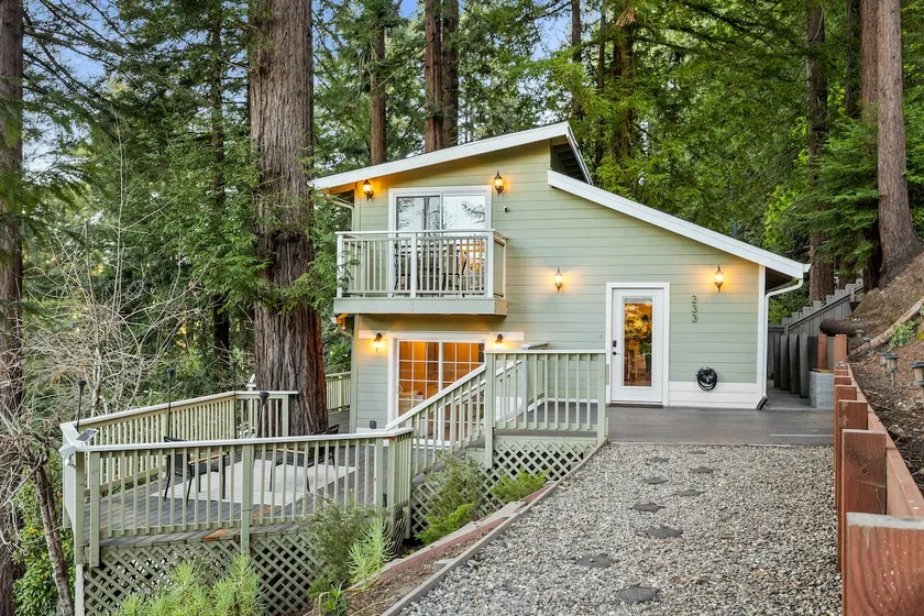 Peaceful Santa Cruz Mountain Retreat Near Beaches - Image 1