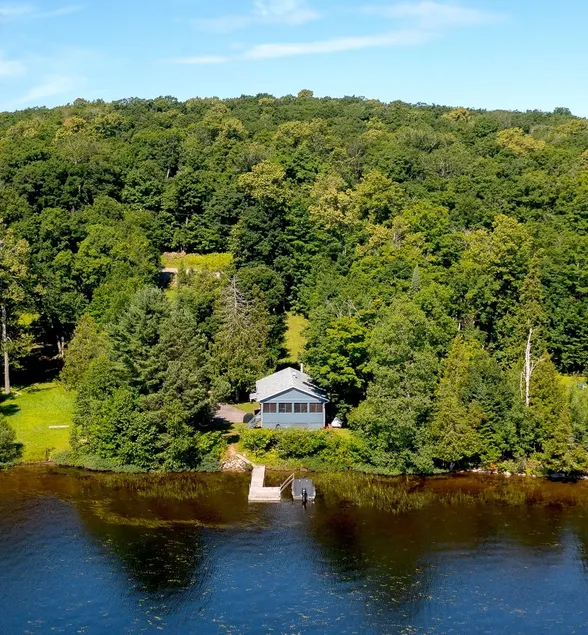Lakefront Cottage + Hot Tub & Wood Sauna - Image 1