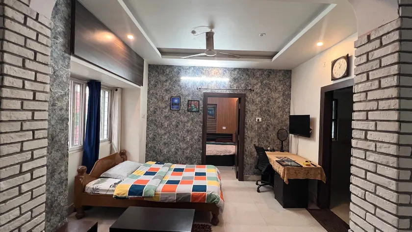 Green Home stay@1BHK Suite - Image 1